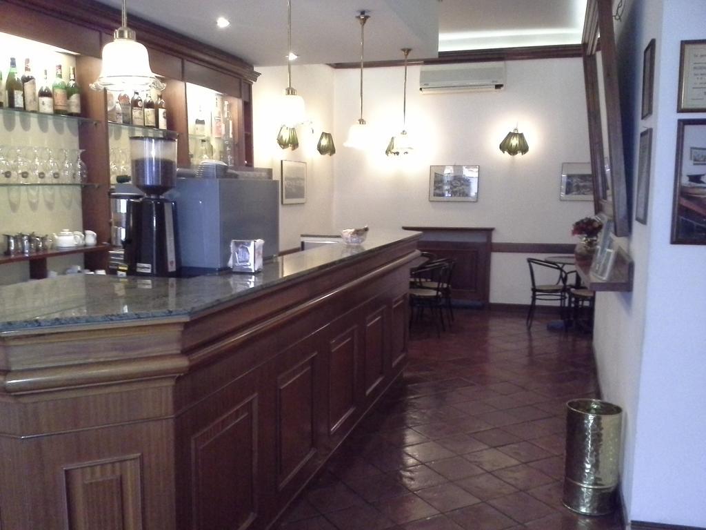 Albergo Italia Di Nardi Renzo & C Snc بودجيبونسي المظهر الخارجي الصورة