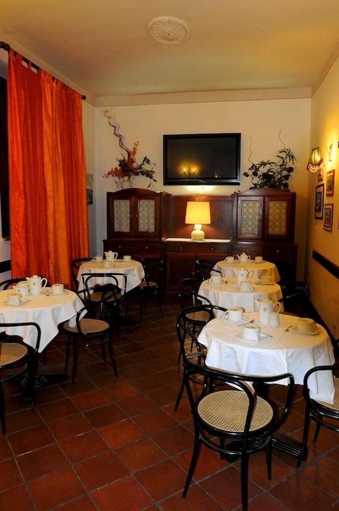 Albergo Italia Di Nardi Renzo & C Snc بودجيبونسي المظهر الخارجي الصورة